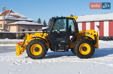 Подъемник телескопический JCB 531-70 2021 в 