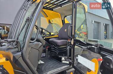 Телескопический погрузчик JCB 531-70 2015 в 
