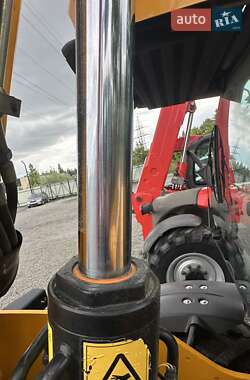Телескопічні навантажувачі JCB 531-70 2013 в 