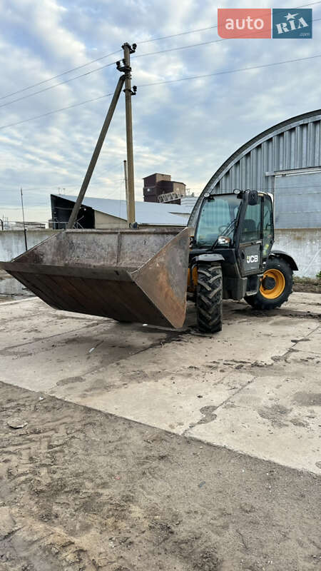 JCB 531-70 2015