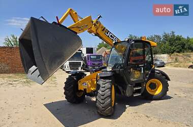 Телескопический погрузчик JCB 531-70 2012 в 
