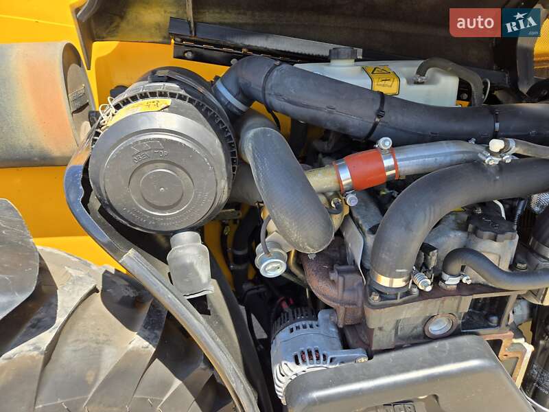 Телескопический погрузчик JCB 531-70 2012 в Болграде