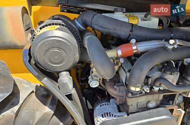 Телескопический погрузчик JCB 531-70 2012 в 