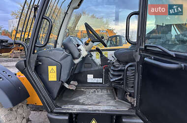 Телескопический погрузчик JCB 531-70 2009 в 