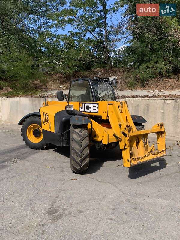 Телескопический погрузчик JCB 531-70 2012 в Измаиле