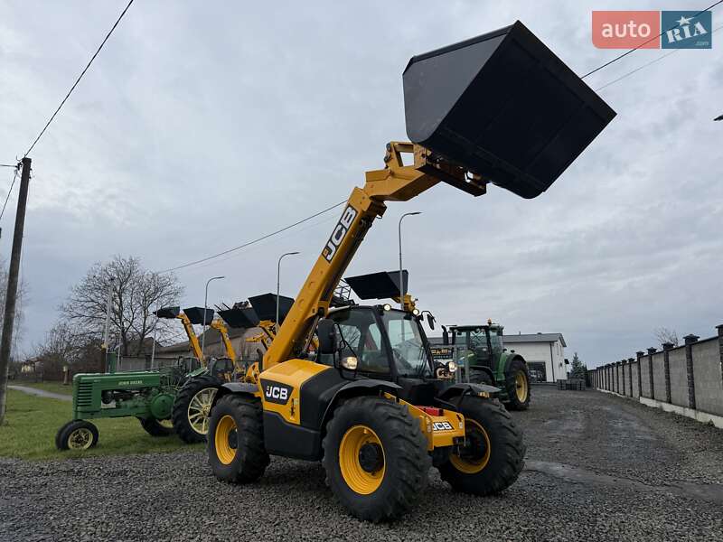 Телескопічні навантажувачі JCB 531-70 2015 в Луцьку