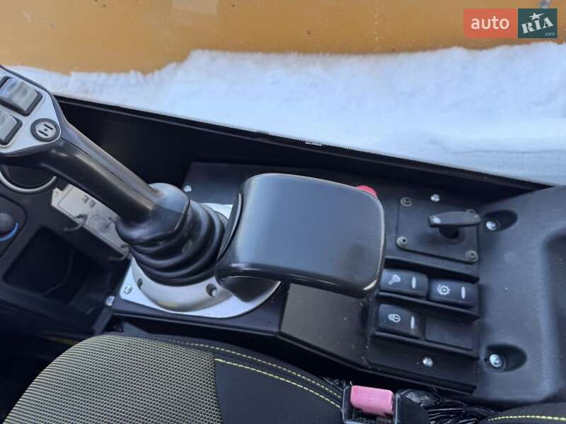 Телескопический погрузчик JCB 531-70 2012 в Ровно