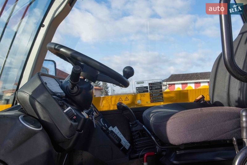 Телескопический погрузчик JCB 531-70 2021 в Житомире