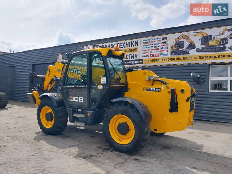 Телескопический погрузчик JCB 533-105 2016 в Черняхове