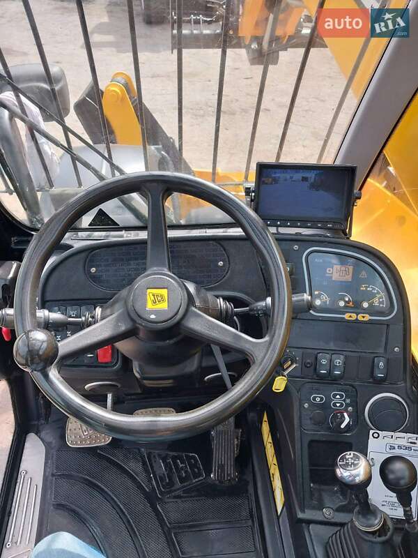 Телескопический погрузчик JCB 533-105 2016 в Черняхове