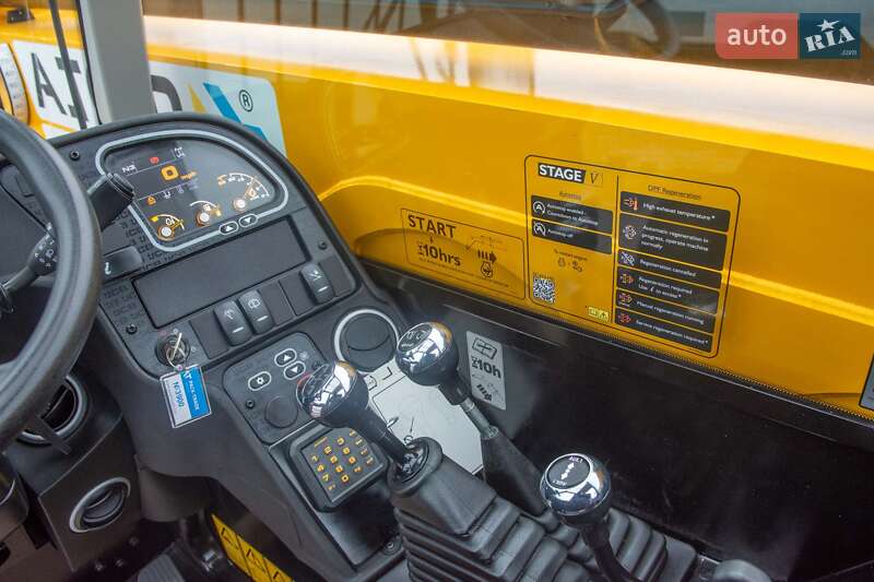 Телескопический погрузчик JCB 533-105 2022 в Житомире