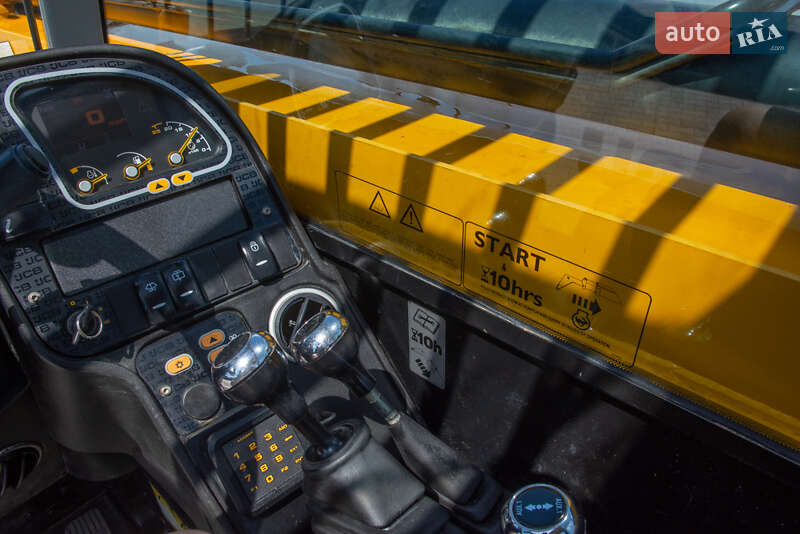 Подъемник телескопический JCB 533-105 2017 в Житомире