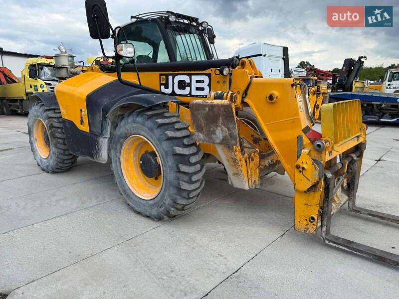Телескопический погрузчик JCB 533-105 2015 в Чорткове