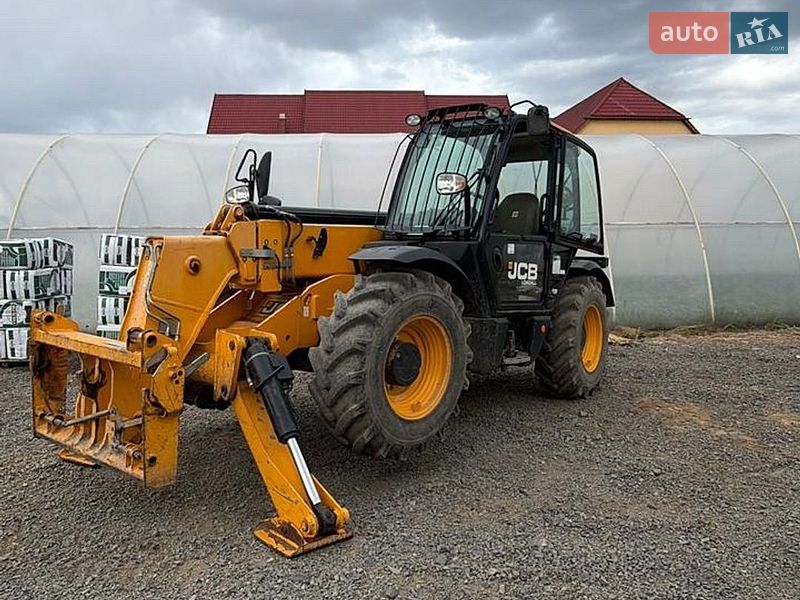 Телескопический погрузчик JCB 533-105 2017 в Заречье
