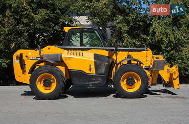 Телескопический погрузчик JCB 535-125 2017 в 