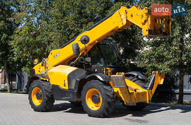Телескопический погрузчик JCB 535-125 2017 в 
