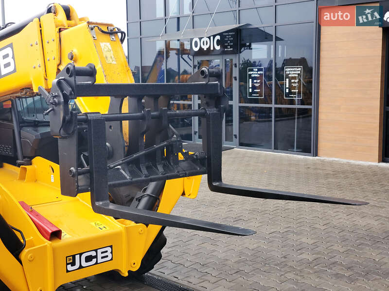 Телескопический погрузчик JCB 535-125 2015 в Ровно