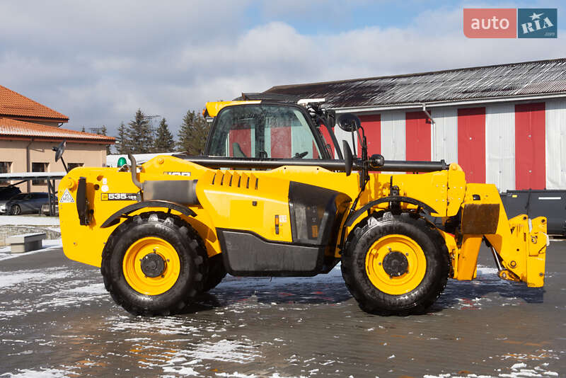 JCB 535-125 2017