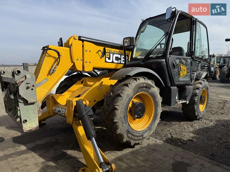 Подъемник телескопический JCB 535-125 2007 в Луцке