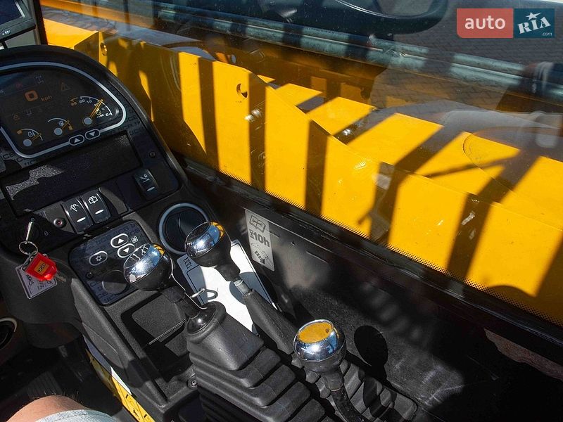 Подъемник телескопический JCB 535-125 2023 в Житомире