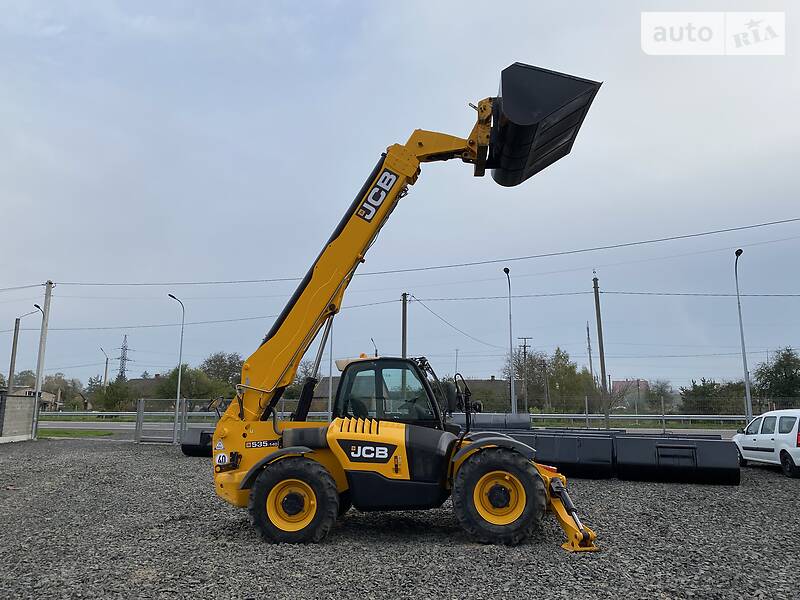 Телескопический погрузчик JCB 535-140 2015 в Луцке