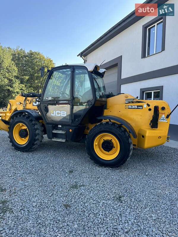 Телескопический погрузчик JCB 535-140 2015 в Городке