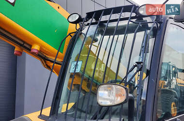 Телескопический погрузчик JCB 535-140 2014 в 