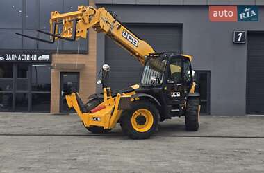 Телескопический погрузчик JCB 535-140 2015 в 