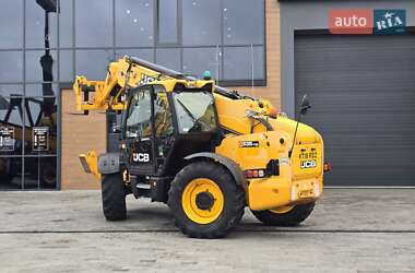 Телескопический погрузчик JCB 535-140 2015 в 