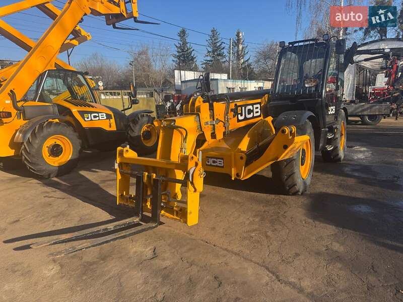 Телескопический погрузчик JCB 535-140 2013 в Житомире