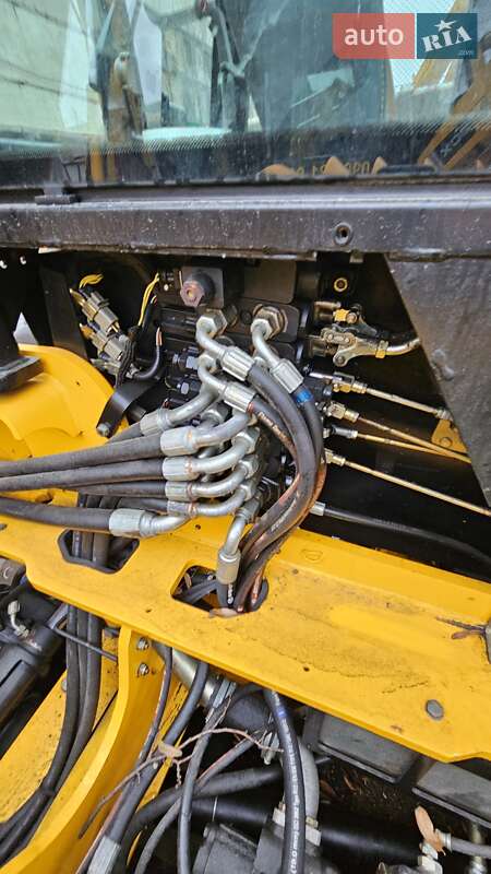 Телескопический погрузчик JCB 535-140 2014 в Киеве