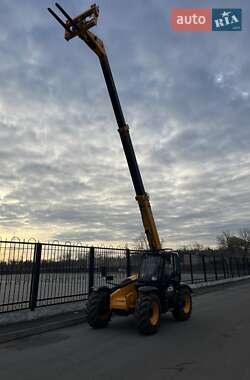 Телескопический погрузчик JCB 535-95 2015 в 