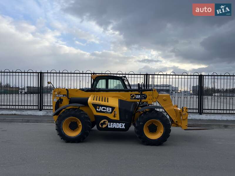 Телескопічні навантажувачі JCB 535-95 2015 в 