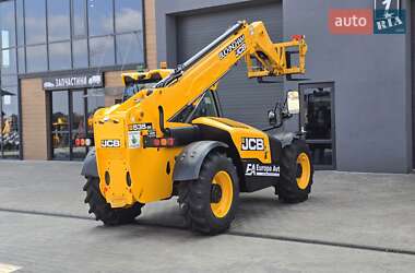 Телескопический погрузчик JCB 535-95 2018 в 
