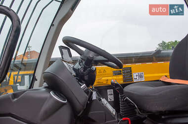 Підйомник телескопічний JCB 535-95 2024 в 