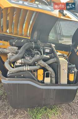 Телескопический погрузчик JCB 535-95 2015 в 