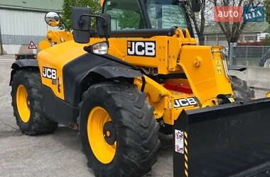 Телескопический погрузчик JCB 535-95 2018 в 
