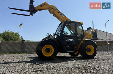 Телескопический погрузчик JCB 535-95 2015 в 
