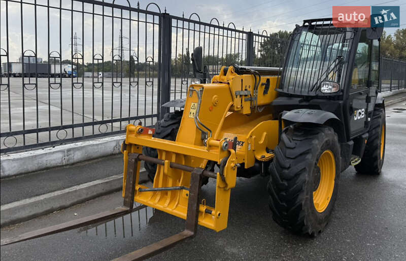 JCB 535-95 2014