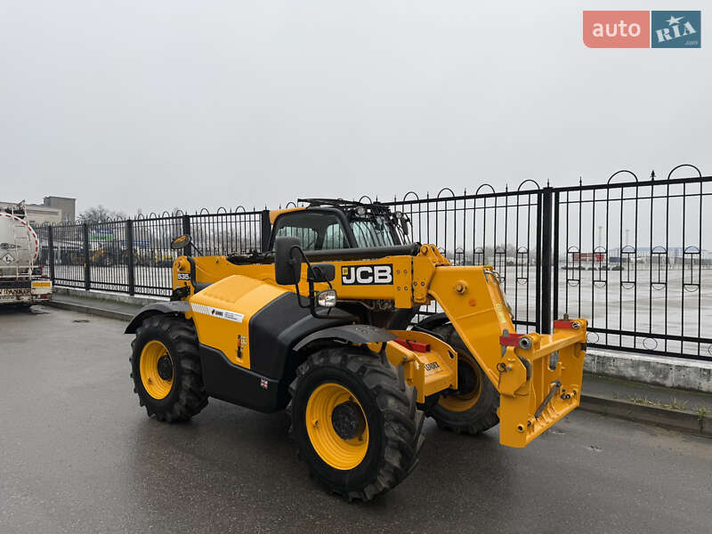 Телескопічні навантажувачі JCB 535-95 2020 в Києві фото 24 Телескопічні навантажувачі JCB 535-95 2020 в Києві