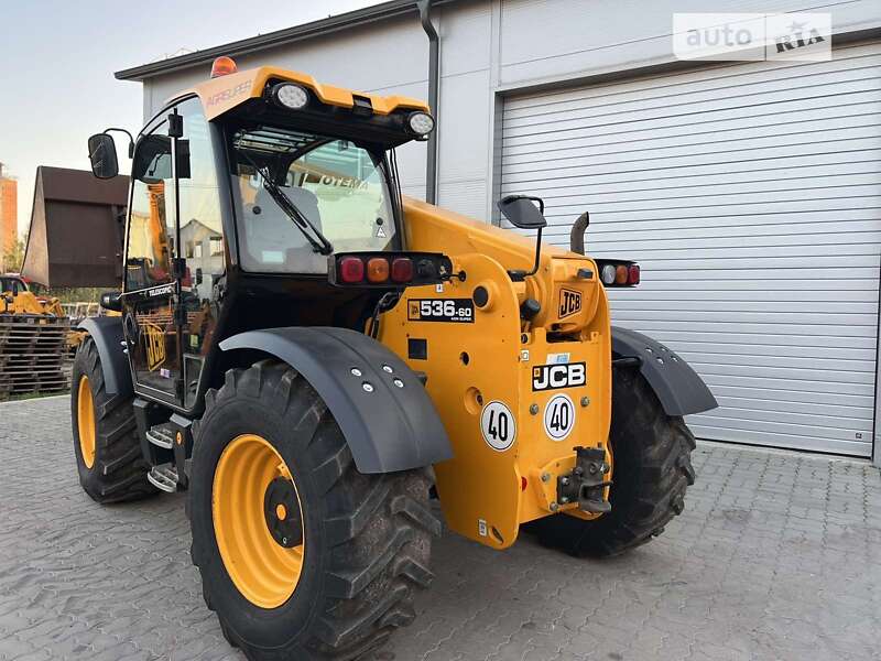 Телескопічні навантажувачі JCB 536-60 2012 в Луцьку