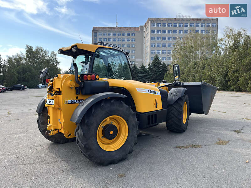 Телескопический погрузчик JCB 536-60 2012 в Черноморске