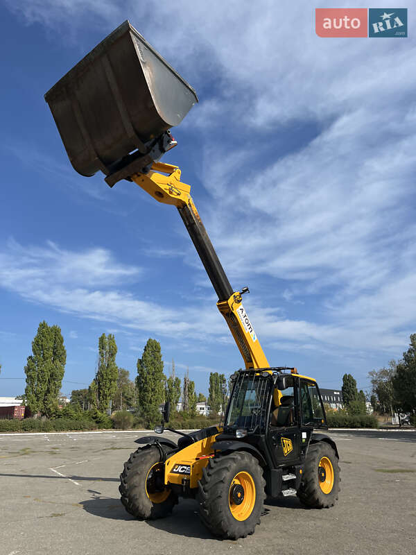 Телескопический погрузчик JCB 536-60 2012 в Черноморске