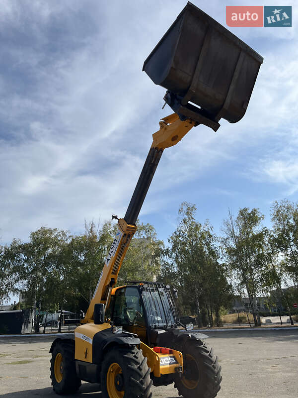 Телескопический погрузчик JCB 536-60 2012 в Черноморске