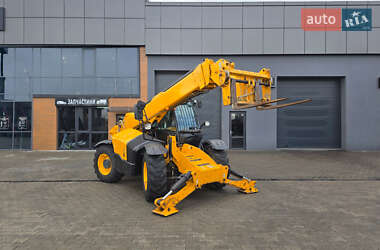 Телескопический погрузчик JCB 540-140 2018 в 