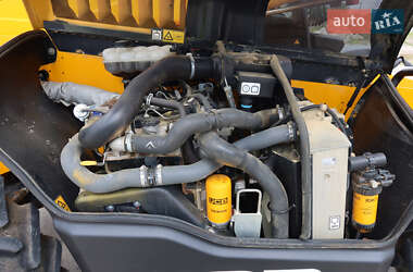 Телескопический погрузчик JCB 540-140 2019 в 