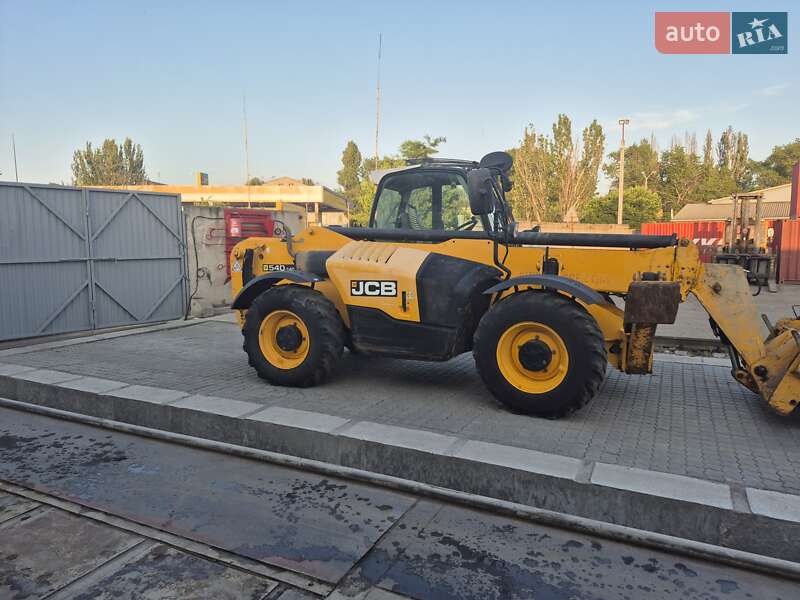 Подъемник телескопический JCB 540-140 2016 в Одессе