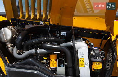 Подъемник телескопический JCB 540-140 2021 в 