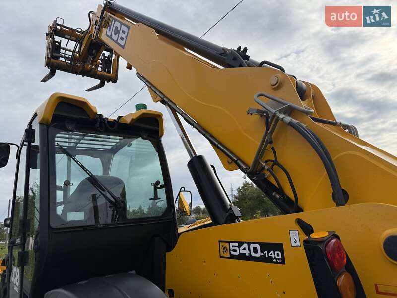Телескопический погрузчик JCB 540-140 2017 в Луцке