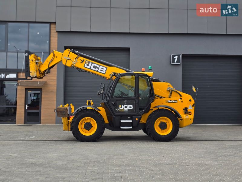 JCB 540-140 2017